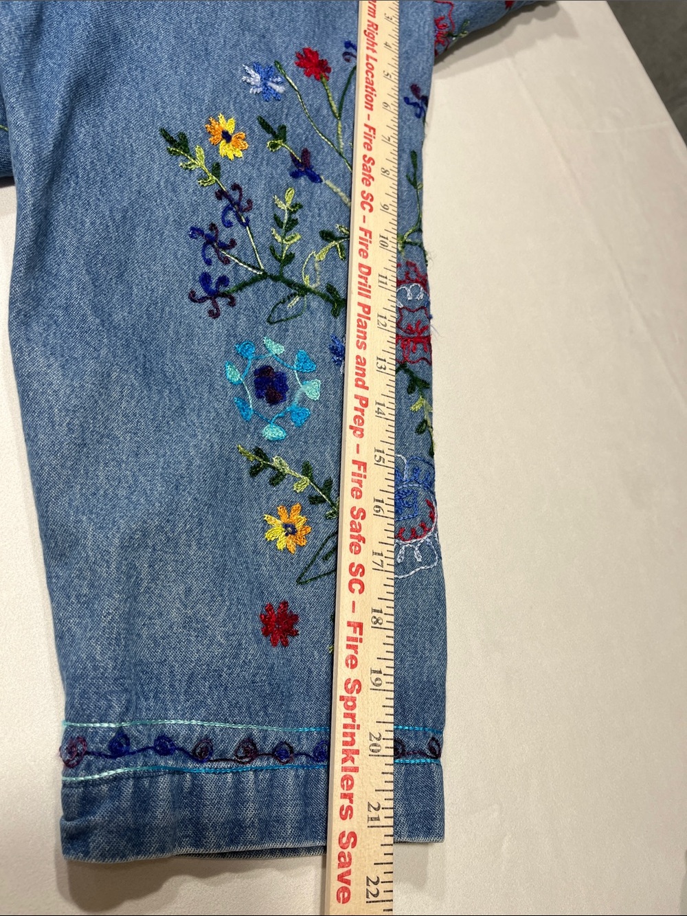 Tantrums Woman 2X Embroidered Denim Jacket Floral Button Front Cottagecore - Picture 7 of 8